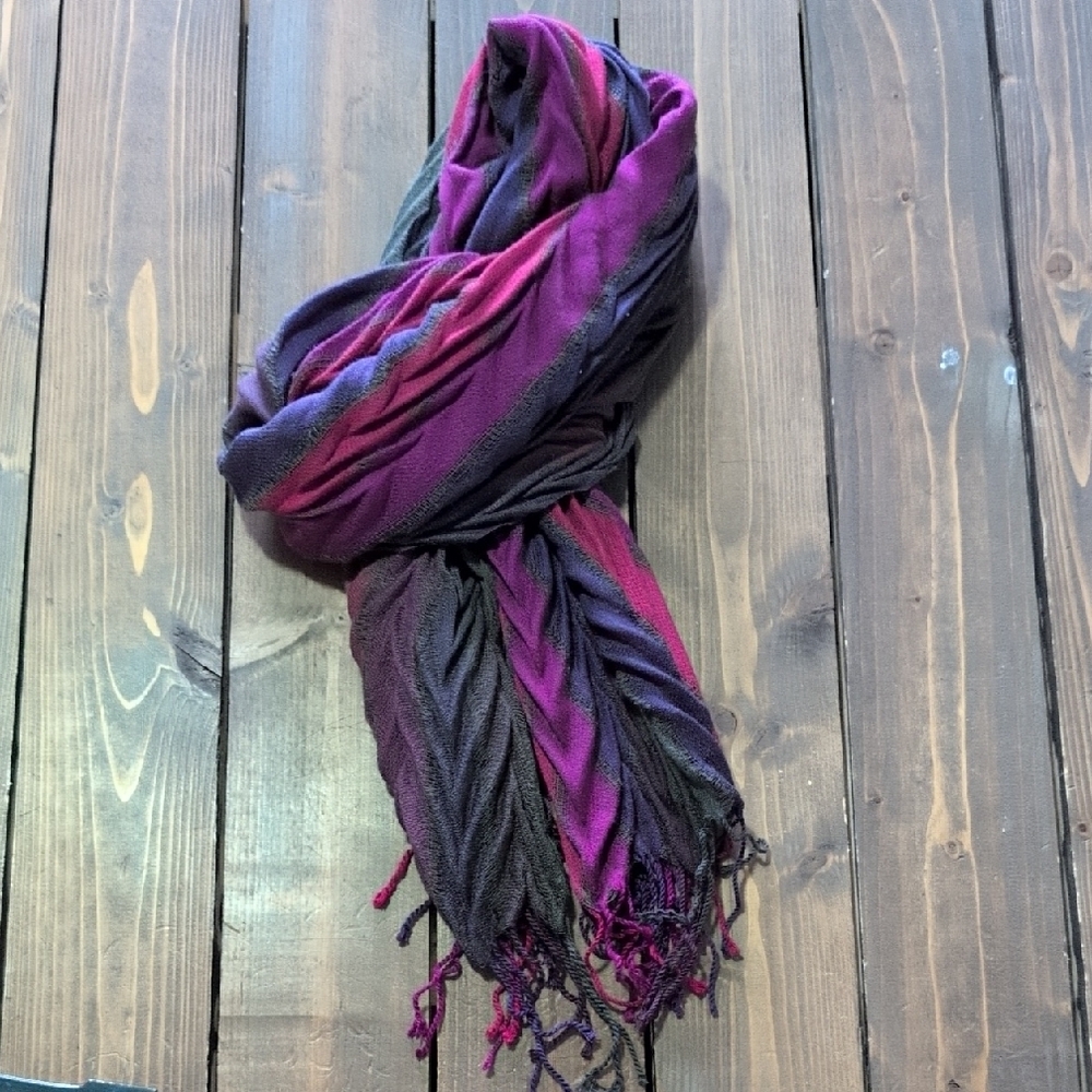 Elegant Purple and Pink Scarf